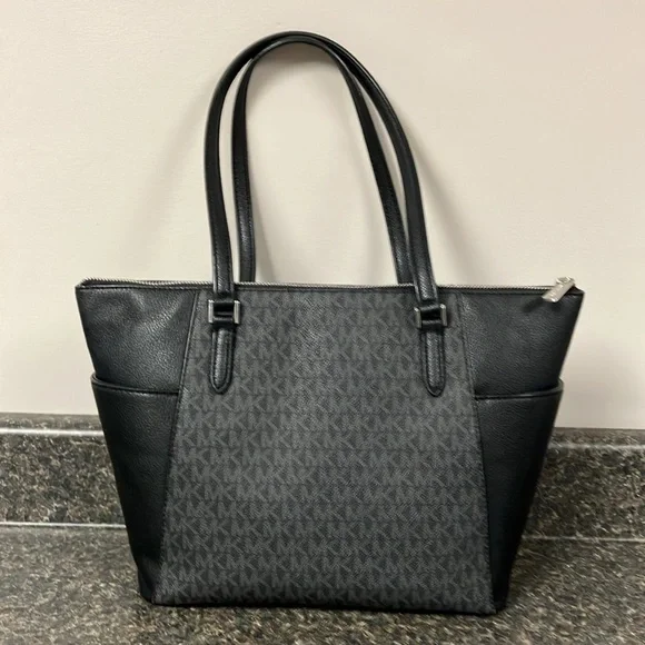 2/15  Michael Kors charlotte large tote black signature - Picture 2 of 16